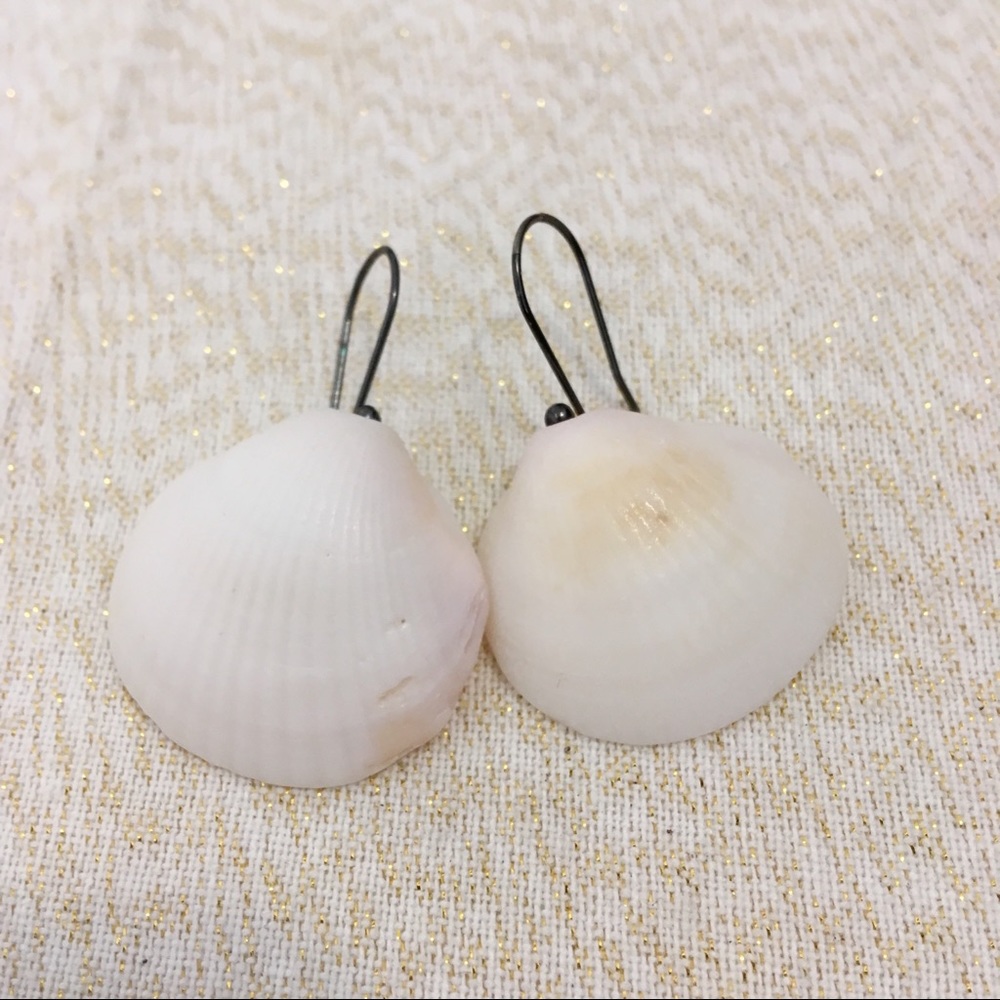 Seashell earrings - Picture 7 of 8